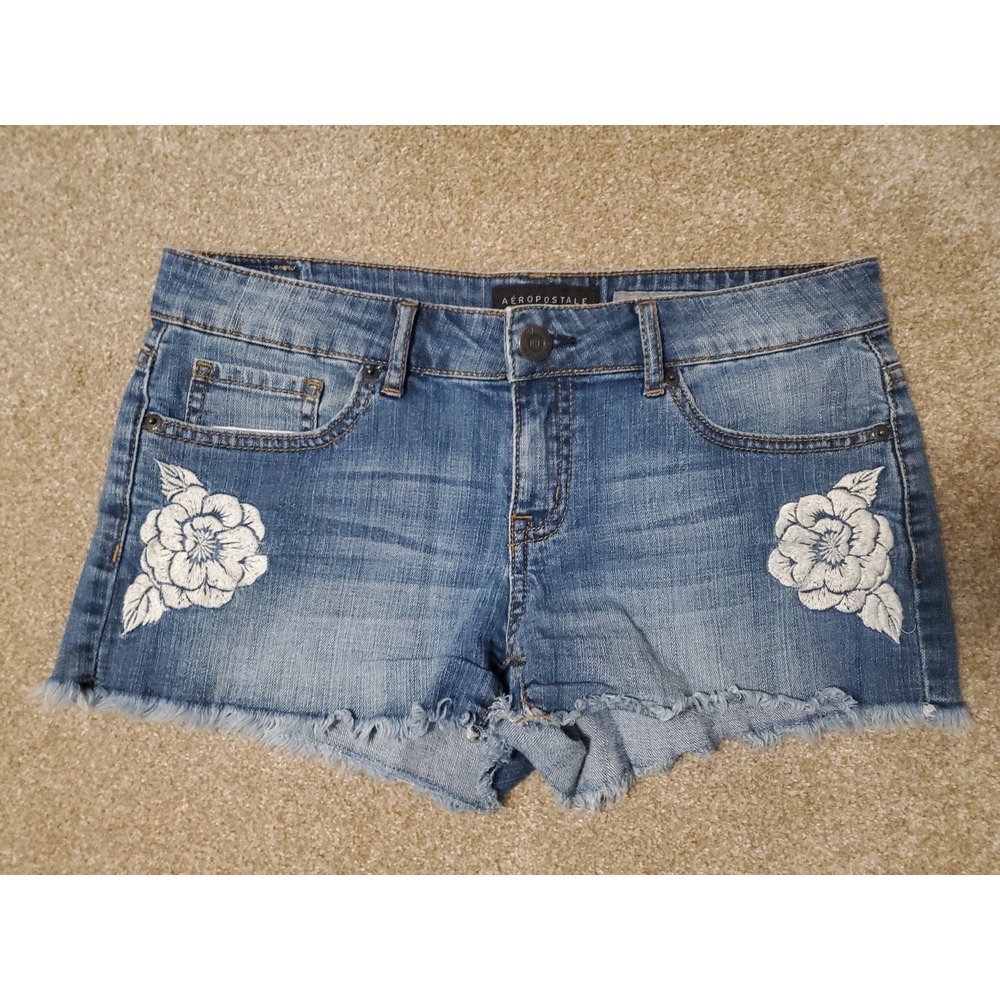 Aeropostale Denim Jean Shorts Short Size 6 Embroidered Flowers‎ Floral
